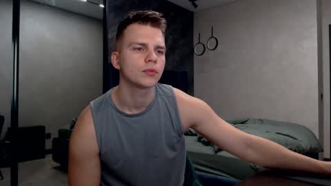 Justin online show from February 11, 2:25 am