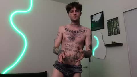 pretty boy online show from November 5, 4:58 am