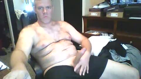 Snapshot of primetimeride chatting on October 23, 8:34 pm primetimeride online show from October 23, 8:34 pm
