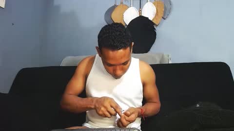 Grande y Gruesa online show from February 8, 7:36 am