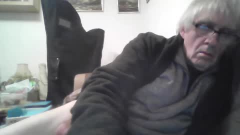 proudwelshman online show from January 11, 10:51 pm