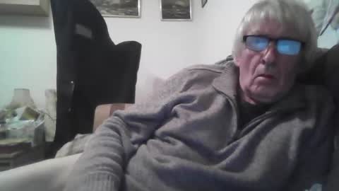 proudwelshman online show from January 8, 11:19 pm