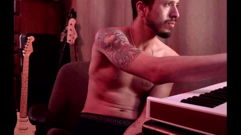 Snapshot of psilocipher chatting on January 1, 11:51 pm Sk8wave online show from January 1, 11:51 pm