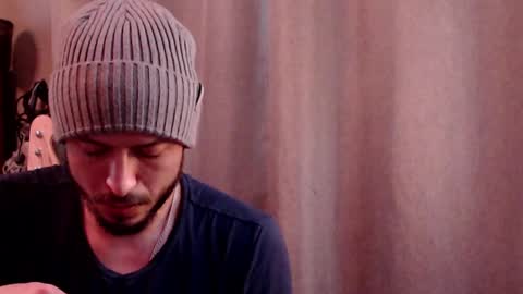 Snapshot of psilocipher chatting on December 25, 11:20 pm Sk8wave online show from December 25, 11:20 pm