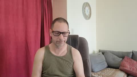 topher online show from June 21, 9:26 am