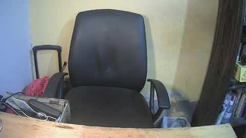 Snapshot of puky_mza chatting on October 28, 4:04 am puky_mza online show from October 28, 4:04 am