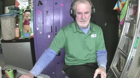 Snapshot of pussy_licker0127 chatting on January 2, 4:09 am Mark online show from January 2, 4:09 am