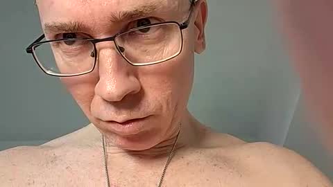 Snapshot of pussy_licker69__ chatting on October 17, 10:47 pm Pussy Licker - Womens Orgasm Paradise online show from October 17, 10:47 pm