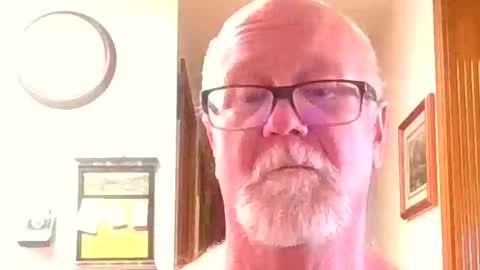 Snapshot of pussylover1365 chatting on September 15, 9:05 pm pussylover1365 online show from September 15, 9:05 pm