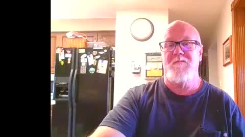 Snapshot of pussylover1365 chatting on October 28, 8:44 pm pussylover1365 online show from October 28, 8:44 pm