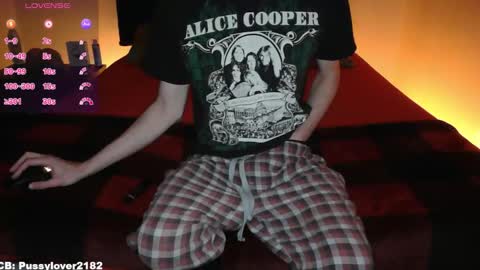 pussylover2182 online show from November 26, 6:16 am
