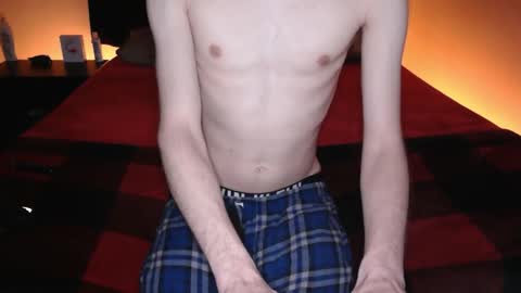 pussylover2182 online show from February 26, 4:47 am