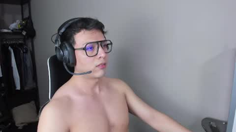 quetzalimperium online show from May 14, 2:42 am