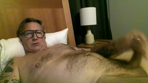 quietmature online show from October 29, 11:40 pm