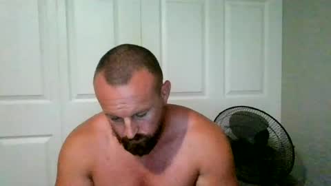 r_shackleford15 online show from July 5, 5:09 pm