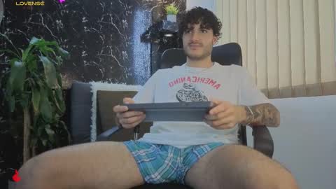 R A F A E L online show from January 14, 9:40 pm