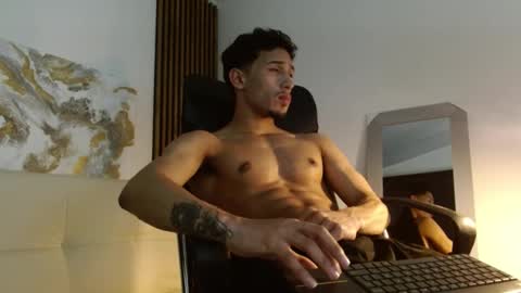 IG online show from February 19, 3:39 am