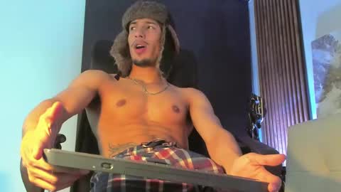 IG online show from March 5, 4:02 am