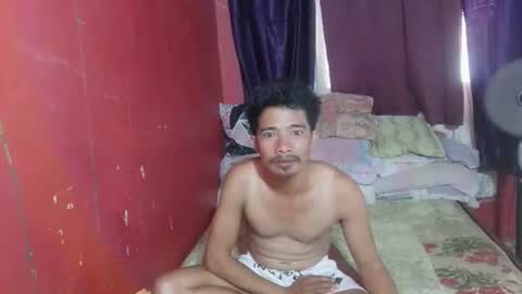 Raffyhardcock4u online show from May 2, 4:48 am
