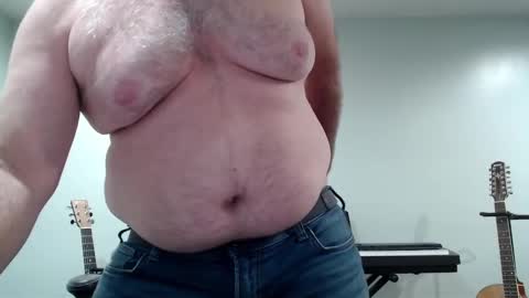 Snapshot of ragin_hardon001 chatting on February 15, 7:39 pm Ray online show from February 15, 7:39 pm