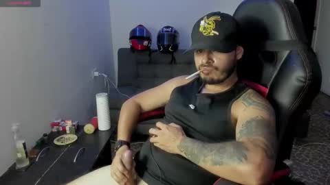 Snapshot of ragnar_lothbrok77 chatting on October 22, 11:08 pm ragnar_lothbrok77 online show from October 22, 11:08 pm