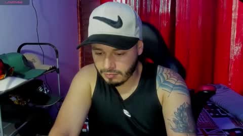 Snapshot of ragnar_lothbrok77 chatting on February 22, 9:32 pm ragnar_lothbrok77 online show from February 22, 9:32 pm