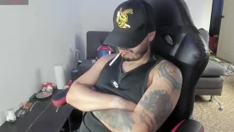 Snapshot of ragnar_lothbrok77 chatting on October 18, 8:58 pm ragnar_lothbrok77 online show from October 18, 8:58 pm