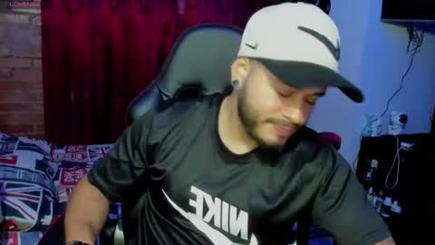 Snapshot of ragnar_lothbrok77 chatting on February 19, 2:12 am ragnar_lothbrok77 online show from February 19, 2:12 am