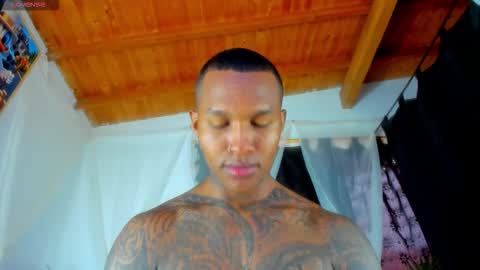 Andres H online show from October 29, 12:19 pm