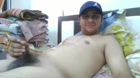 Snapshot of rahuldave007 chatting on January 8, 8:27 am Dave online show from January 8, 8:27 am