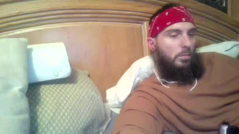 Snapshot of raidersman757 chatting on December 12, 12:05 am hitman online show from December 12, 12:05 am