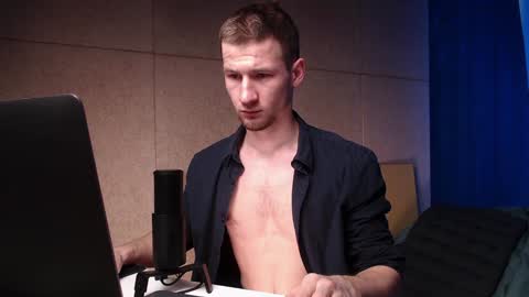 Rainbow James  online show from December 27, 5:59 pm