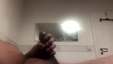 Snapshot of ranj00800 chatting on February 10, 6:45 pm ranj00800 online show from February 10, 6:45 pm