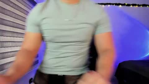 Jonas online show from July 12, 3:03 pm