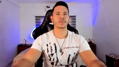 Jonas online show from September 26, 4:37 pm