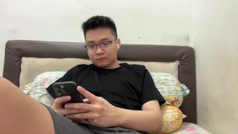 randomnaut online show from December 8, 1:58 pm