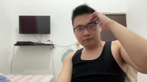 randomnaut online show from February 9, 2:29 pm