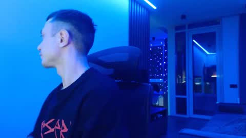 Snapshot of ravine_doleg chatting on January 25, 12:48 am Alex Nash online show from January 25, 12:48 am