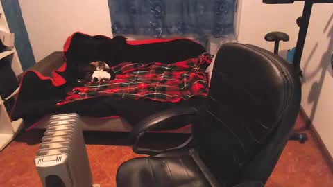 ravingr3d3 online show from March 2, 10:34 pm