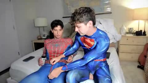 Snapshot of rawr_itsben chatting on October 20, 8:35 pm Its Ben online show from October 20, 8:35 pm