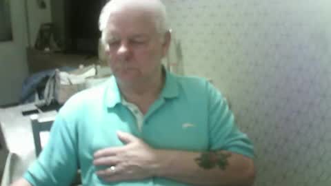 Snapshot of ray47 chatting on September 24, 10:30 pm ray47 online show from September 24, 10:30 pm