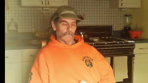 Ray online show from February 4, 9:37 am