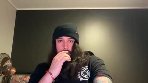 ready4acthot online show from October 22, 6:17 am