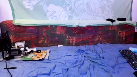 realcanguys online show from January 11, 12:42 pm