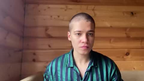 Snapshot of realsupermichael chatting on October 29, 9:34 am AliceEve online show from October 29, 9:34 am