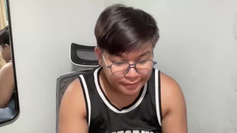 Snapshot of red_iibraxx chatting on September 17, 9:54 am Red Libra online show from September 17, 9:54 am