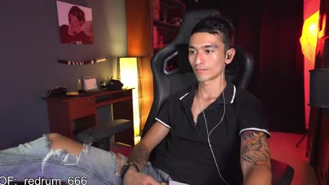 Red online show from March 10, 6:56 pm