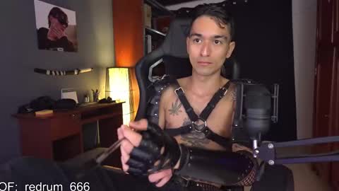 Red online show from February 25, 5:04 pm