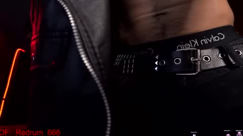 Red online show from October 9, 6:35 pm