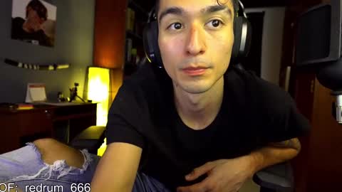 Red online show from February 11, 5:50 pm